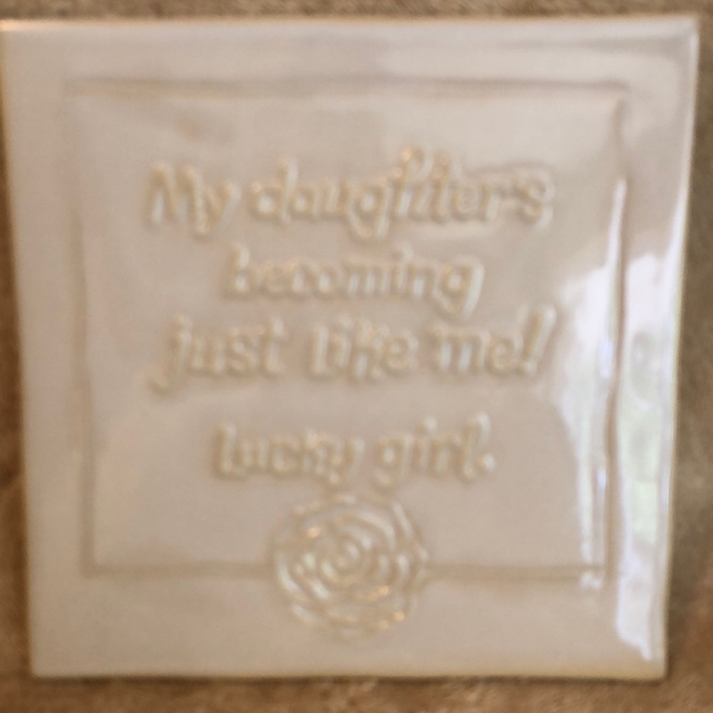 Hallmark Beige Ceramic Wall Hanging Daughter 7 1/8”x71/8”